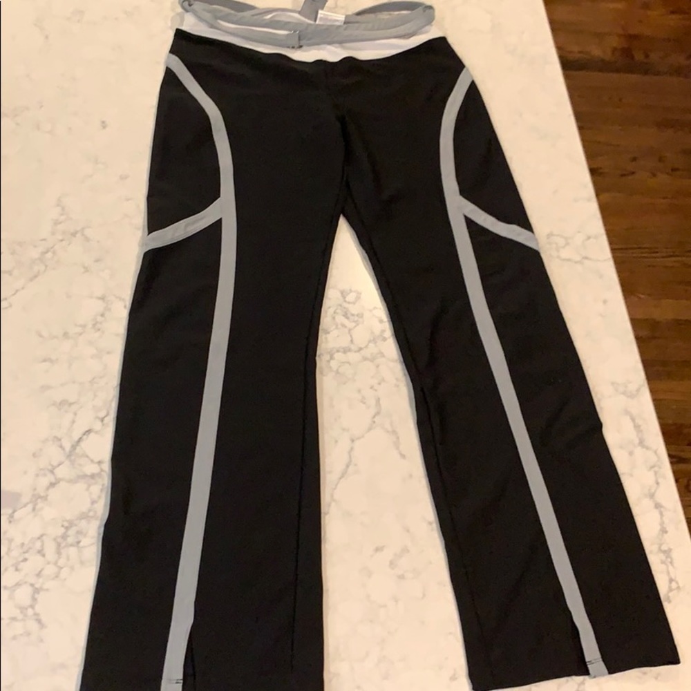 Like New Nike Dri-Fit Nike Women’s Pants Size M